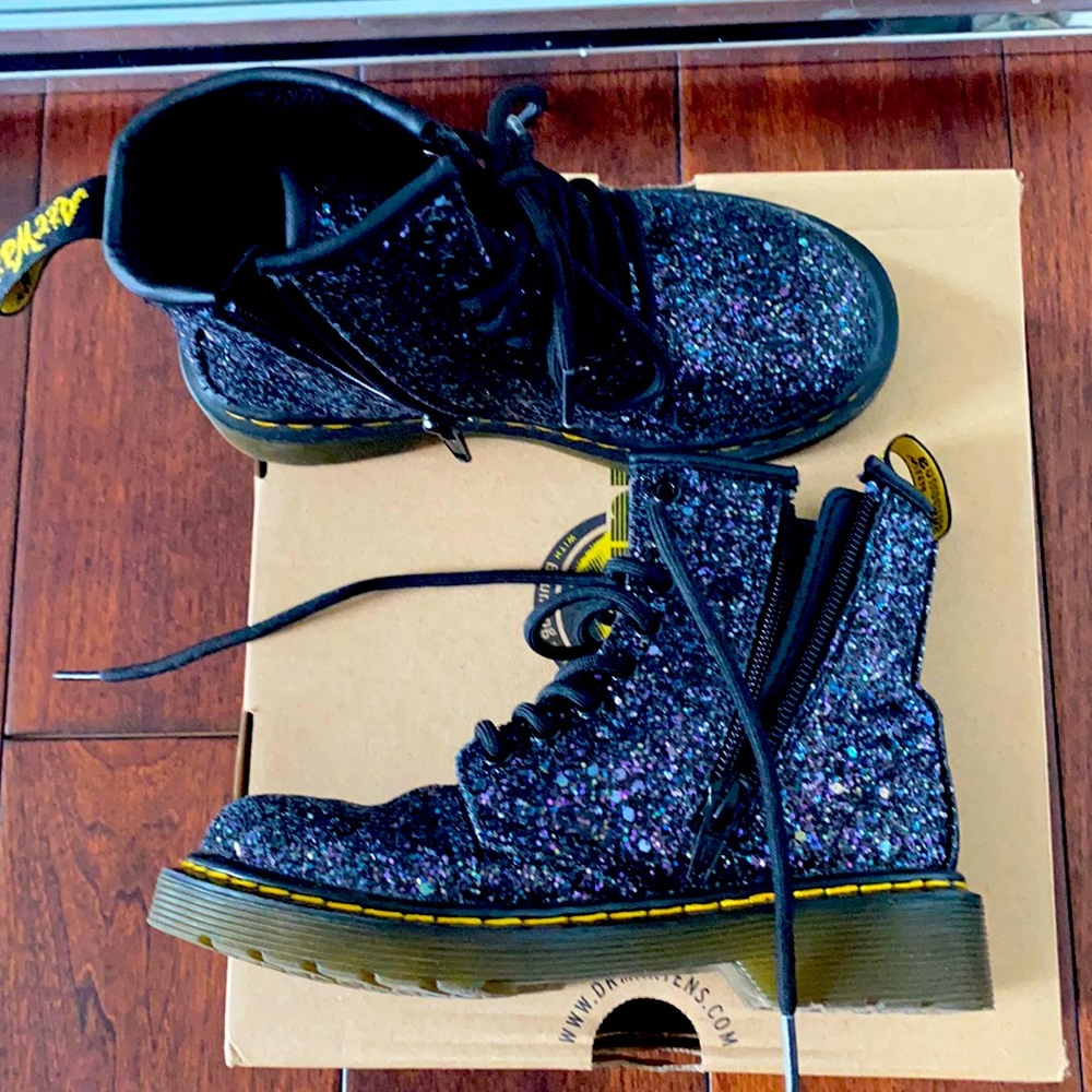 COPY - Girls Doc Martens glitter boot